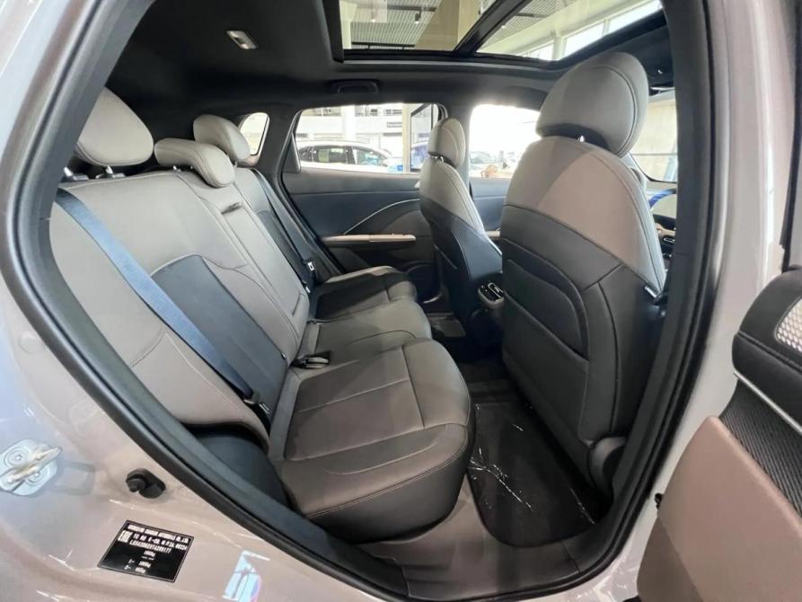 Changan UNI-S (CS55 Plus) Москва  - изображение 12