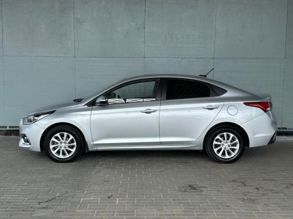 Hyundai Solaris II с пробегом 2019 года, цена 1 310 000 рублей, 153613 км, седан, Автокод Объявления