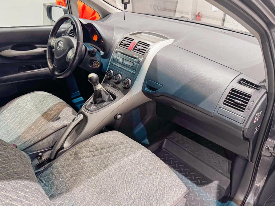 Toyota Auris I Екатеринбург  - изображение 14