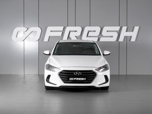 Hyundai Elantra VI (AD) с пробегом 2017 года, цена 1 350 000 рублей, 219935 км, седан, Автокод Объявления