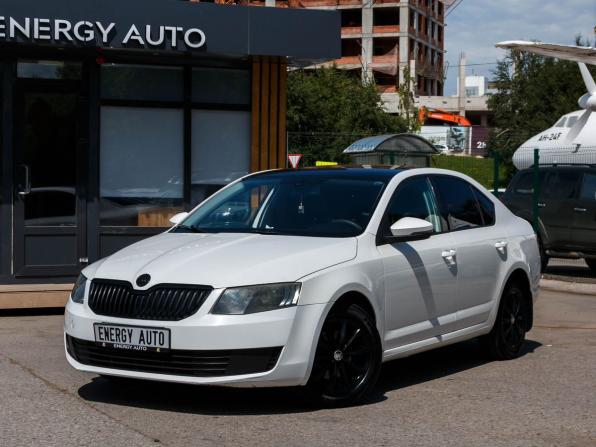 Skoda Octavia III (A7) с пробегом 2013 года, цена 840 000 рублей, 225538 км, лифтбек, Автокод Объявления