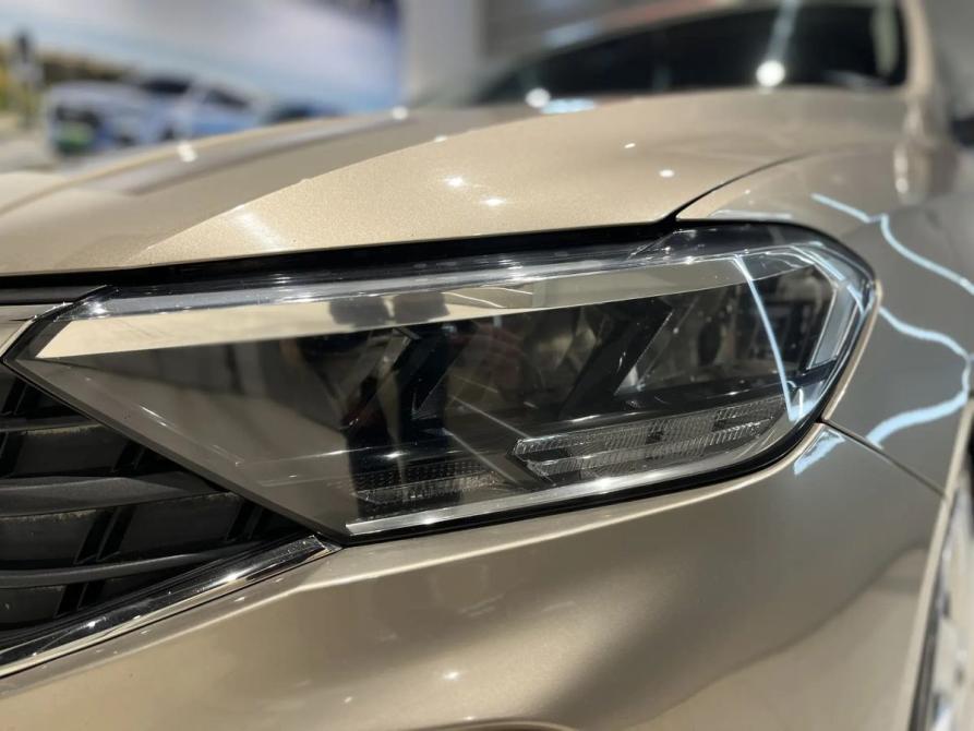 Volkswagen Polo VI Новосибирск  - изображение 8