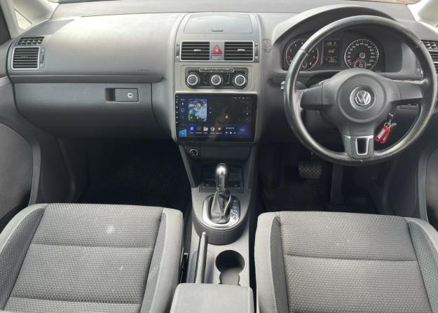 Volkswagen Touran I Рестайлинг 2 с пробегом 2011 года, цена 963 800 рублей, 132600 км, компактвэн, Автокод Объявления