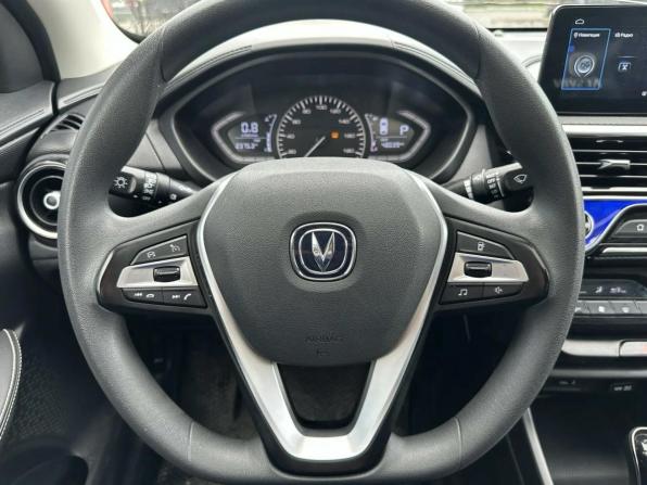 Changan Alsvin с пробегом 2023 года, цена 1 049 000 рублей, 48000 км, седан, Автокод Объявления