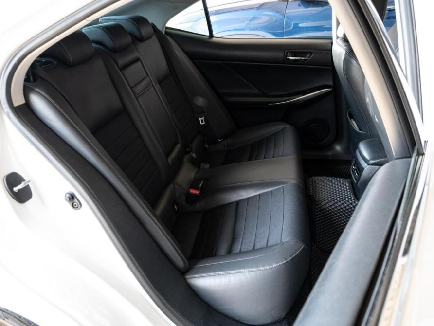 Lexus IS III Краснодар  - изображение 12
