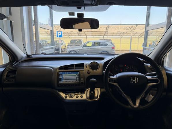 Honda Stream II Рестайлинг с пробегом 2011 года, цена 1 000 000 рублей, 310075 км, компактвэн, Автокод Объявления