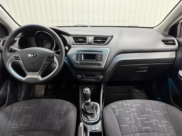 Kia Rio III Рестайлинг с пробегом 2016 года, цена 990 000 рублей, 195330 км, седан, Автокод Объявления