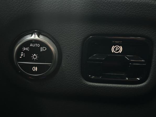 Mercedes-Benz EQE SUV с пробегом 2023 года, цена 7 999 900 рублей, 16827 км, внедорожник, Автокод Объявления