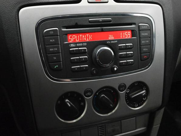 Ford Focus II Рестайлинг с пробегом 2009 года, цена 350 000 рублей, 241990 км, хэтчбек, Автокод Объявления