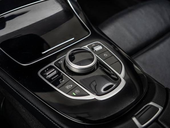 Mercedes-Benz E-Класс V (W213 S213 C238) с пробегом 2018 года, цена 2 491 000 рублей, 154563 км, седан, Автокод Объявления