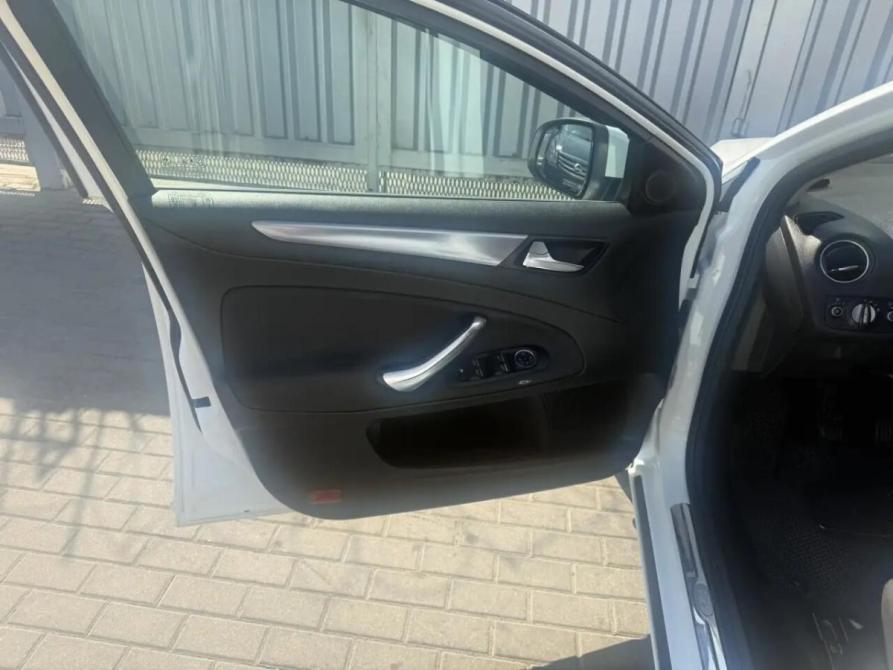 Ford Mondeo IV Рестайлинг Ростов-на-Дону  - изображение 16