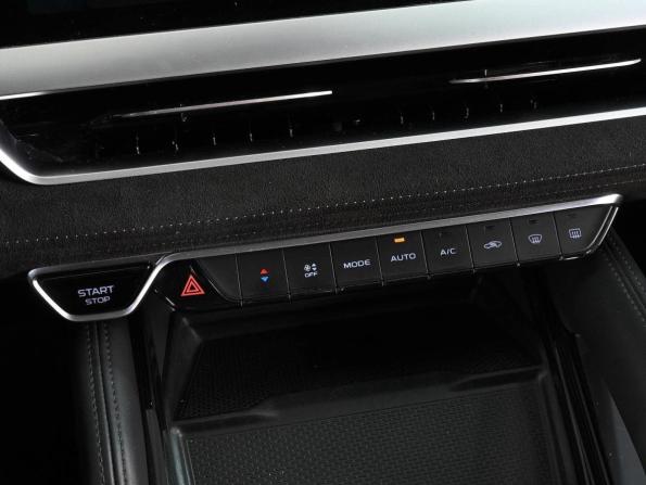 Geely Monjaro I с пробегом 2024 года, цена 3 299 000 рублей, 22910 км, внедорожник, Автокод Объявления