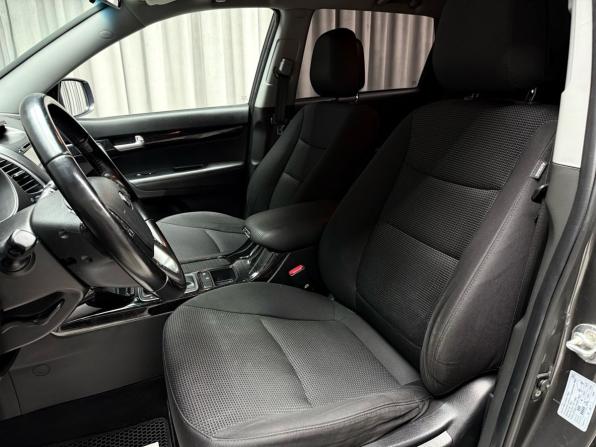 Kia Sorento II Рестайлинг с пробегом 2018 года, цена 1 949 000 рублей, 138000 км, внедорожник, Автокод Объявления