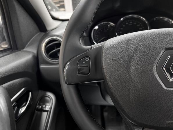 Renault Duster I Рестайлинг с пробегом 2018 года, цена 1 390 000 рублей, 154032 км, внедорожник, Автокод Объявления