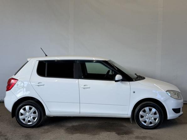 Skoda Fabia II Рестайлинг с пробегом 2013 года, цена 499 000 рублей, 145186 км, хэтчбек, Автокод Объявления
