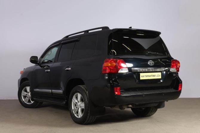 Toyota Land Cruiser 200 Series Рестайлинг 1 с пробегом 2013 года, цена 4 199 000 рублей, 229189 км, внедорожник, Автокод Объявления