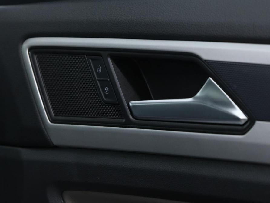 Volkswagen Teramont I Рестайлинг Санкт-Петербург  - изображение 14