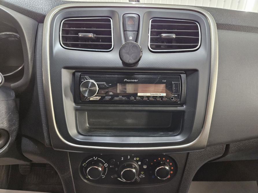 Renault Logan II Белгород  - изображение 10