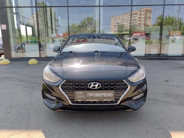 Hyundai Solaris II с пробегом 2018 года, цена 1 199 800 рублей, 120718 км, седан, Автокод Объявления
