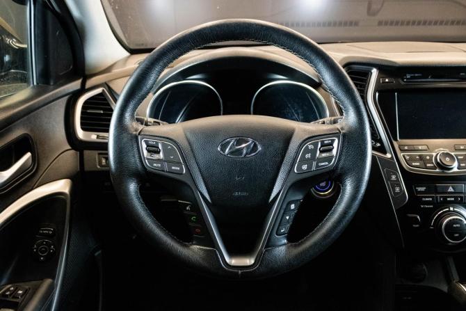 Hyundai Santa Fe III с пробегом 2013 года, цена 1 669 000 рублей, 319698 км, внедорожник, Автокод Объявления