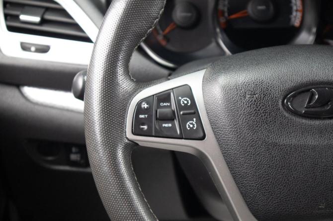 Lada (ВАЗ) Vesta I с пробегом 2021 года, цена 1 249 000 рублей, 100500 км, универсал, Автокод Объявления