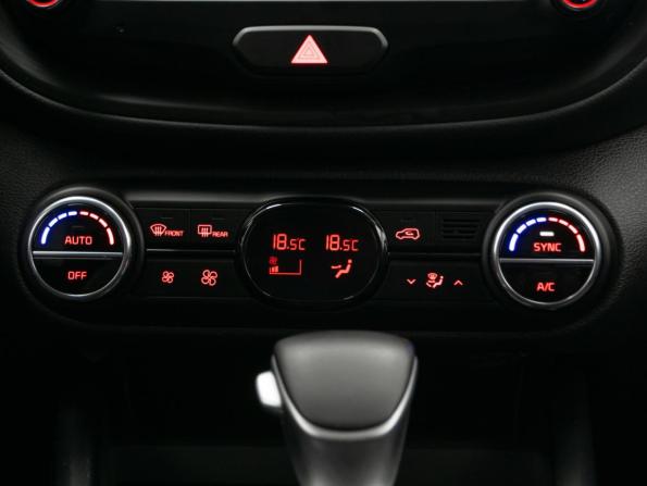Kia Soul III с пробегом 2021 года, цена 2 215 000 рублей, 105861 км, хэтчбек, Автокод Объявления