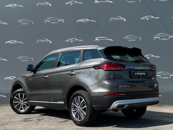 Geely Atlas Pro с пробегом 2024 года, цена 2 220 400 рублей, 49130 км, внедорожник, Автокод Объявления