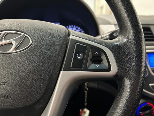 Hyundai Solaris I с пробегом 2012 года, цена 639 000 рублей, 153953 км, седан, Автокод Объявления