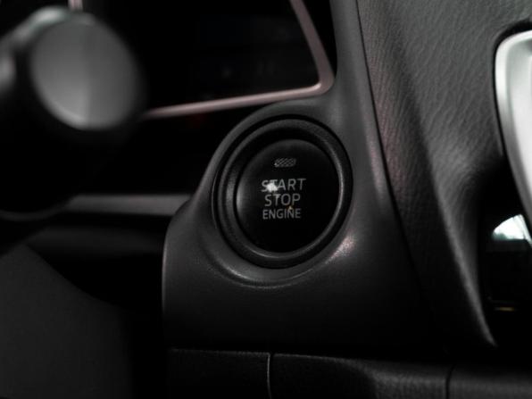 Mazda 3 III (BM) с пробегом 2014 года, цена 1 319 000 рублей, 137988 км, седан, Автокод Объявления