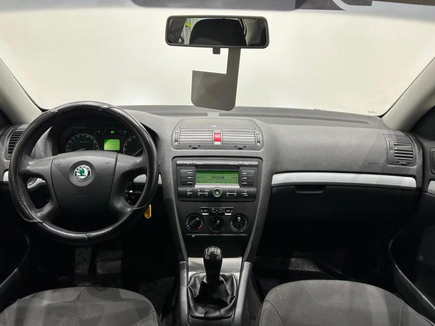 Skoda Octavia II (A5) Санкт-Петербург  - изображение 16