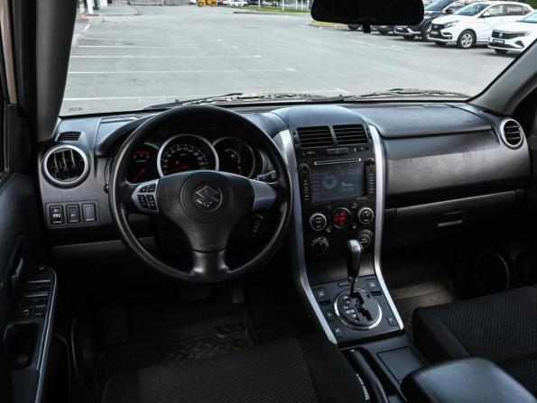 Suzuki Grand Vitara II Рестайлинг с пробегом 2010 года, цена 1 155 000 рублей, 212350 км, внедорожник, Автокод Объявления