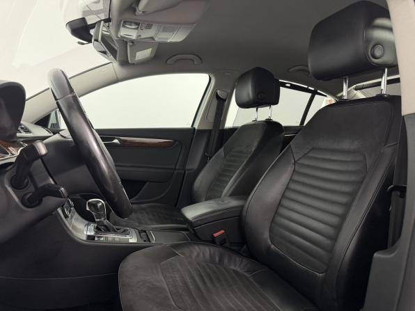 Volkswagen Passat B7 с пробегом 2011 года, цена 1 150 000 рублей, 269231 км, седан, Автокод Объявления
