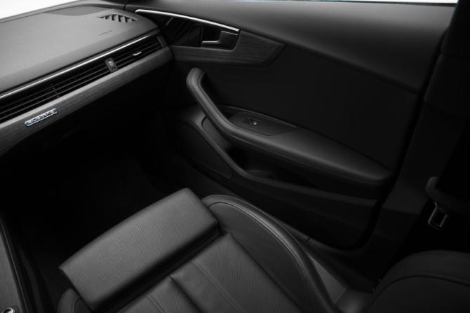 Audi A5 II (F5) Рестайлинг с пробегом 2023 года, цена 5 750 000 рублей, 24589 км, лифтбек, Автокод Объявления
