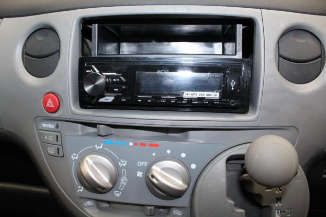 Toyota Sienta I с пробегом 2005 года, цена 555 000 рублей, 260167 км, минивэн, Автокод Объявления