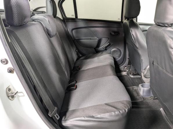 Renault Logan II Рестайлинг с пробегом 2018 года, цена 659 900 рублей, 153000 км, седан, Автокод Объявления