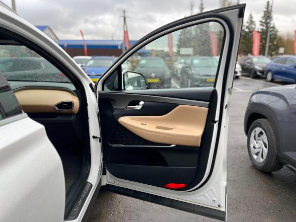 Hyundai Santa Fe IV Рестайлинг с пробегом 2020 года, цена 3 750 000 рублей, 102446 км, внедорожник, Автокод Объявления