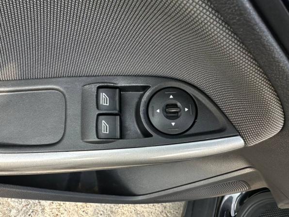 Ford Focus III с пробегом 2012 года, цена 599 000 рублей, 151000 км, хэтчбек, Автокод Объявления