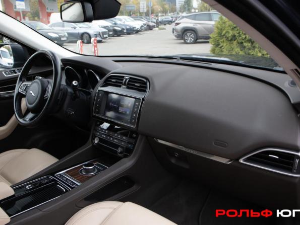 Jaguar F-Pace I с пробегом 2017 года, цена 2 648 000 рублей, 55148 км, внедорожник, Автокод Объявления