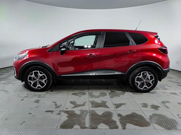 Renault Kaptur I с пробегом 2018 года, цена 1 575 000 рублей, 90000 км, внедорожник, Автокод Объявления