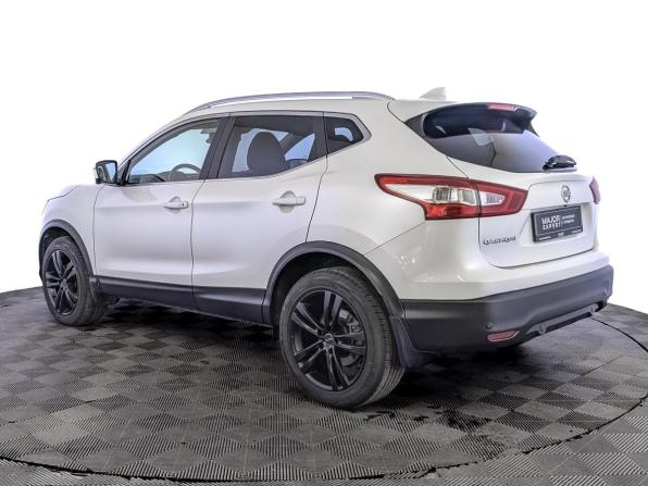 Nissan Qashqai II с пробегом 2018 года, цена 1 920 000 рублей, 109956 км, внедорожник, Автокод Объявления