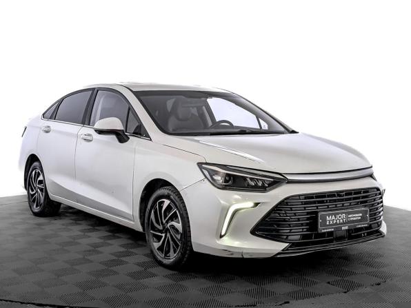 BAIC U5 Plus с пробегом 2023 года, цена 675 000 рублей, 122902 км, седан, Автокод Объявления