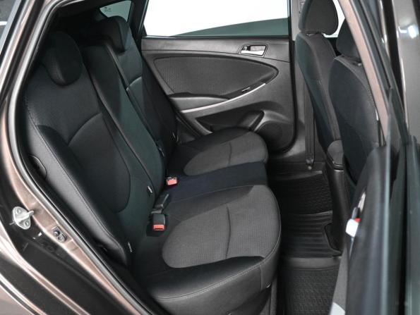 Hyundai Solaris I Рестайлинг с пробегом 2015 года, цена 1 199 000 рублей, 154378 км, хэтчбек, Автокод Объявления