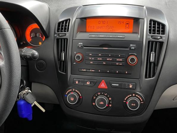 Kia Ceed I с пробегом 2008 года, цена 376 000 рублей, 221666 км, хэтчбек, Автокод Объявления