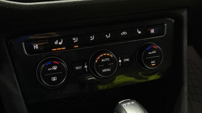 Volkswagen Tiguan II с пробегом 2018 года, цена 2 045 000 рублей, 149465 км, внедорожник, Автокод Объявления