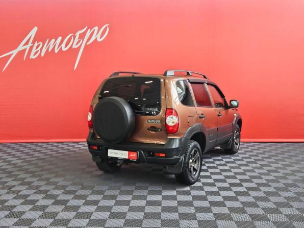 Chevrolet Niva I Рестайлинг с пробегом 2019 года, цена 950 000 рублей, 47923 км, внедорожник, Автокод Объявления