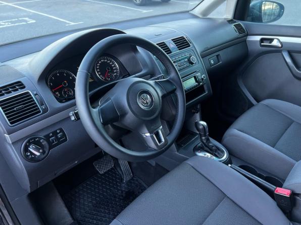 Volkswagen Touran I Рестайлинг 2 с пробегом 2011 года, цена 999 000 рублей, 187505 км, компактвэн, Автокод Объявления