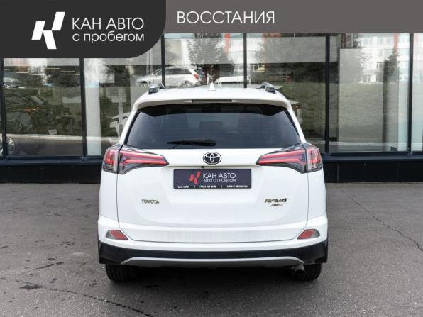 Toyota RAV4 IV (XA40) Рестайлинг с пробегом 2017 года, цена 2 451 300 рублей, 119887 км, внедорожник, Автокод Объявления
