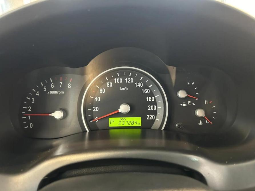 Kia Carnival II Подольск  - изображение 18