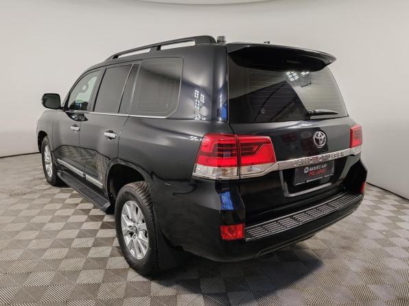 Toyota Land Cruiser 200 Series Рестайлинг 2 с пробегом 2015 года, цена 4 249 000 рублей, 382361 км, внедорожник, Автокод Объявления