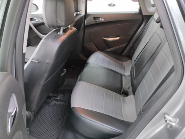Opel Astra J с пробегом 2011 года, цена 780 000 рублей, 146953 км, хэтчбек, Автокод Объявления